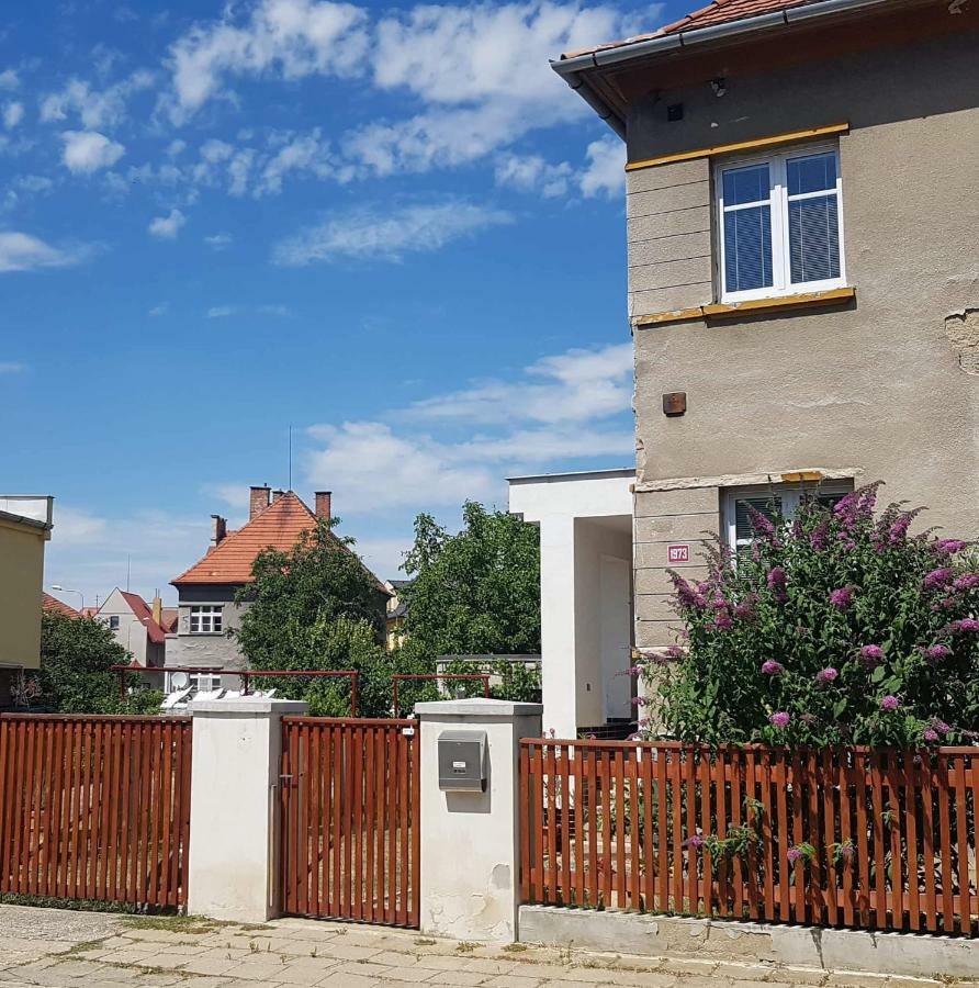 Penzion Flora Žatec Exterior foto